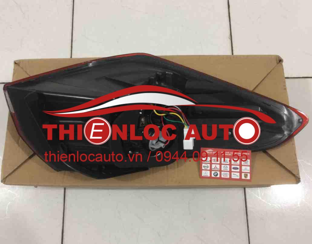 ĐÈN HẬU NGOÀI PHẢI KIA CERATO ĐÈN HẬU NGOÀI PHẢI KIA CERATO