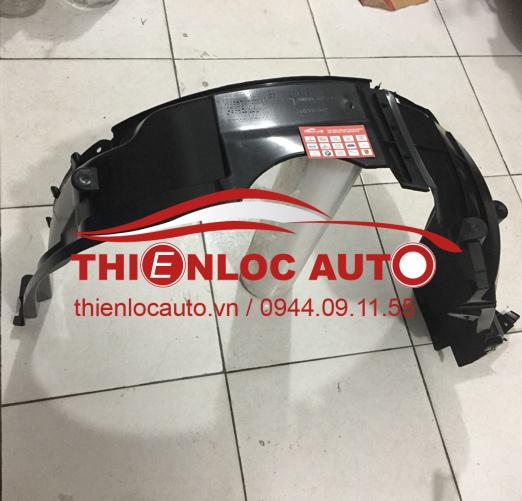 CHẮN BÙN LÒNG DÈ SUZUKI ERTIGA 72322M58R10 CHẮN BÙN LÒNG DÈ SUZUKI ERTIGA
