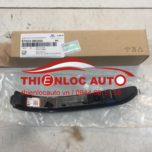 XI NHAN GƯƠNG KIA CERATO 87624 M6000 XI NHAN GƯƠNG KIA CERATO