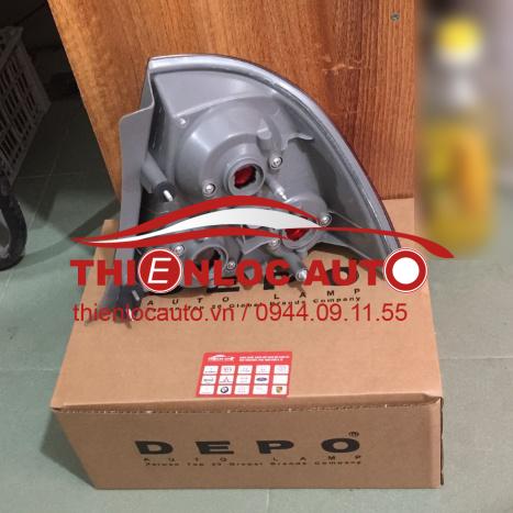 ĐÈN HẬU TRÁI FORD LASER 231 1943L U CR ĐÈN HẬU TRÁI FORD LASER