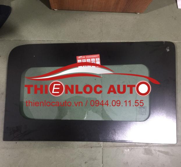 KÍNH HÔNG XE TRÁI FORDTRANSIT KÍNH HÔNG XE FORD TRANSIT
