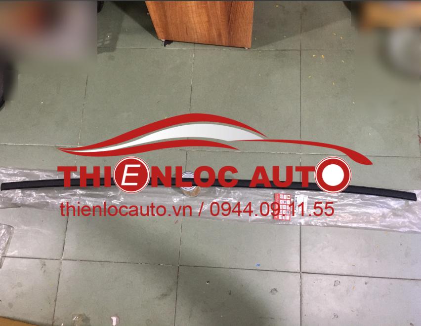 NẸP NÓC PHẢI CHEVROLET SPARK M200, DAEWOO MATIZ 3 NẸP NÓC PHẢI CHEVROLET SPARK M200