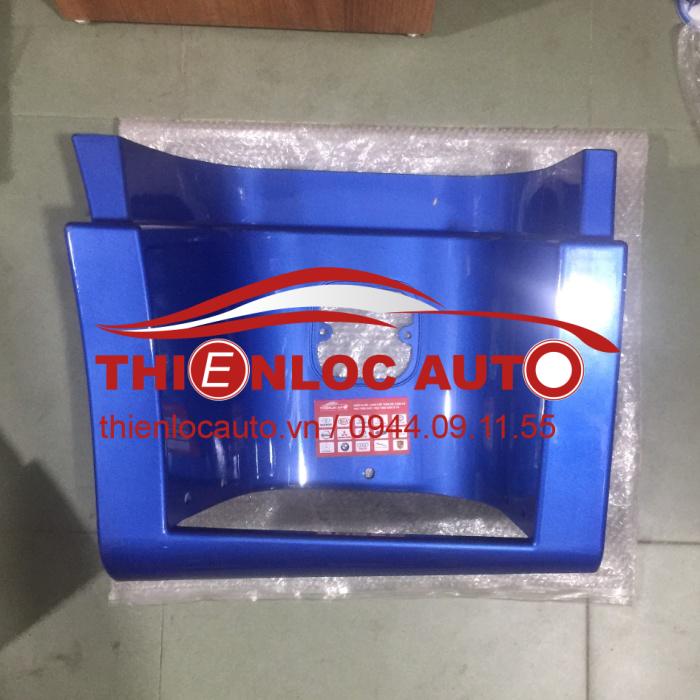 ỐP BẬC LÊN XUỐNG PHẢI THACO AUMAN C160 ỐP BẬC LÊN XUỐNG THACO AUMAN C160