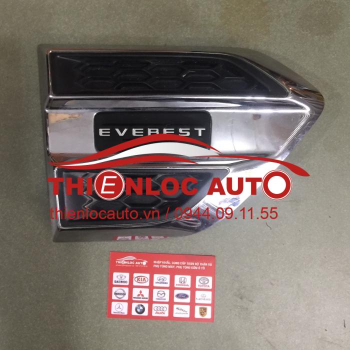 ỐP MANG CÁ (TAI XE) PHẢI FORD EVEREST ỐP MANG CÁ PHẢI FORD EVEREST