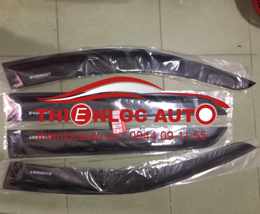 VÈ CHE MƯA FORD EVEREST VÈ CHE MƯA FORD EVEREST