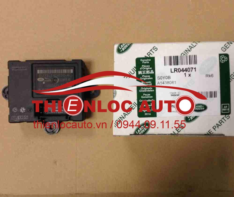 hộp điều khiển cửa sau rang rover evoque hộp điều khiển cửa sau rang rover evoque