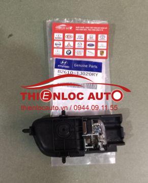 Tay mở cửa trong Hyundai I20 Tay mở cửa trong Hyundai I20