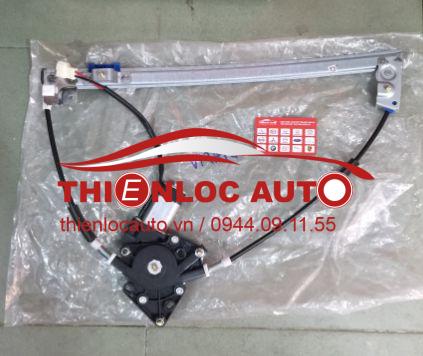 Compa lên kính sau Suzuki Vitara Compa lên kính sau Suzuki Vitara