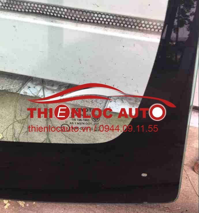 KÍNH CHẮN GIÓ TRƯỚC TOYOTA FORTUNER KÍNH CHẮN GIÓ TRƯỚC TOYOTA FORTUNER