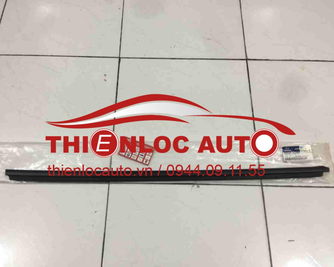 NẸP CHÂN KÍNH NGOÀI HYUNDAI GETZ NẸP CHÂN KÍNH NGOÀI HYUNDAI GETZ