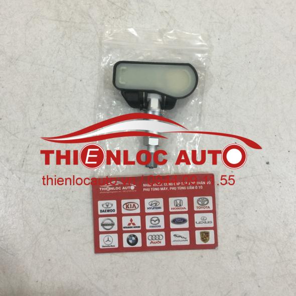 CẢM BIẾN ÁP SUẤT LỐP MERCEDES C300 A 000 905 0030 O05 CẢM BIẾN ÁP SUẤT LỐP MERCEDES C300
