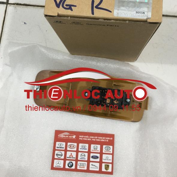 CÔNG TẮC LÊN KÍNH PHỤ HYUNDAI PORTER 93580 4F001 CÔNG TẮC LÊN KÍNH PHỤ HYUNDAI PORTER