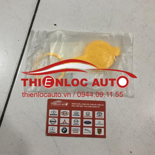 NẮP BÌNH NƯỚC RỬA KÍNH FORD EVEREST UR5667483 NẮP BÌNH NƯỚC RỬA KÍNH FORD EVEREST