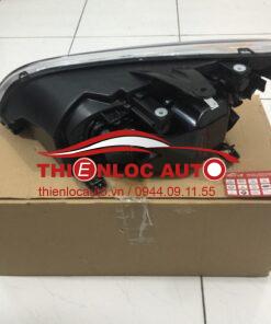 ĐÈN PHA PHẢI FORD FOCUS