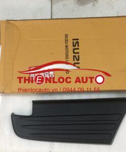 ỐP CẢN SAU ISUZU DMAX