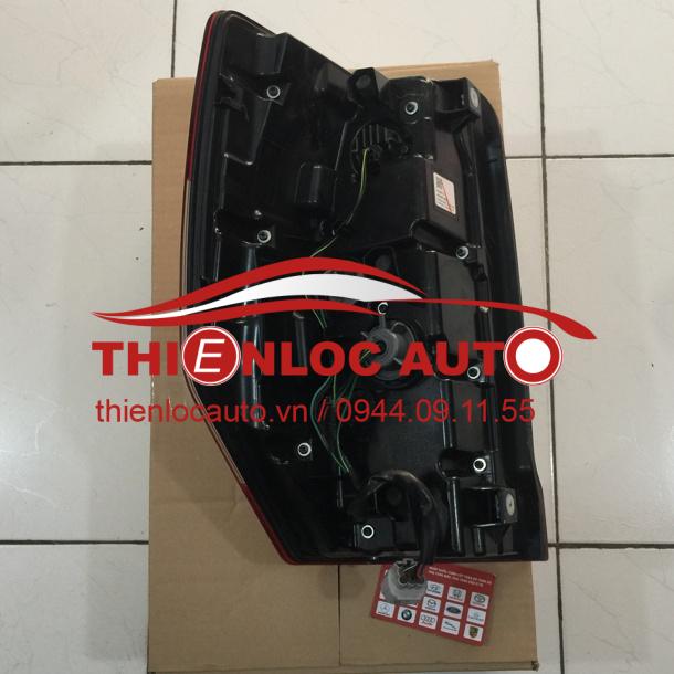ĐÈN HẬU PHẢI MITSUBISHITRITON ĐÈN HẬU PHẢI MITSUBISHI TRITON