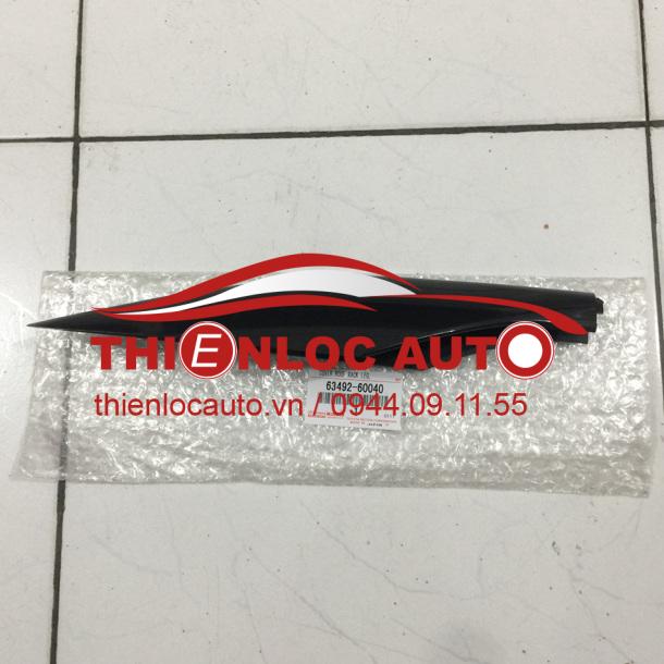 ỐP GIÁ NÓC LEXUS GX470 63494 60050 ỐP GIÁ NÓC LEXUS GX470