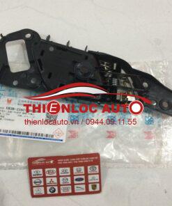 TAY MỞ CỬA TRONG FORD RANGER