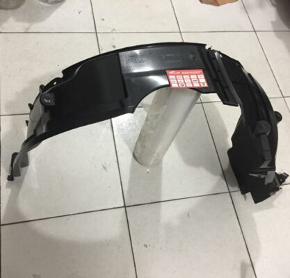 CHẮN BÙN LÒNG DÈ SUZUKI ERTIGA