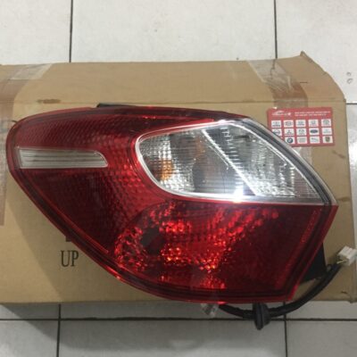 ĐÈN HẬU HYUNDAI I10 2022