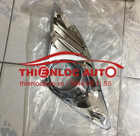 ỐP ĐÈN CẢN TOYOTA CAMRY 52040 06280 ỐP ĐÈN CẢN TOYOTA CAMRY