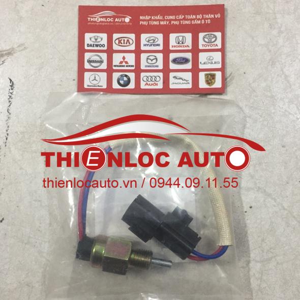 CÔNG TẮC BÁO LÙI MITSUBISHI PAJERO MD738316 CÔNG TẮC BÁO LÙI MITSUBISHI PAJERO