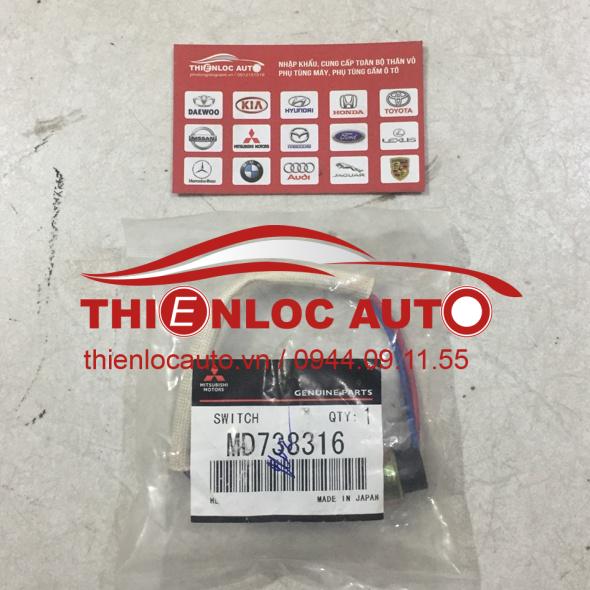 CÔNG TẮC BÁO LÙI MITSUBISHI PAJERO CÔNG TẮC BÁO LÙI MITSUBISHI PAJERO