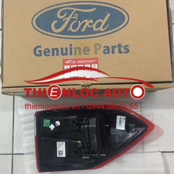 ĐÈN HẬU NGOÀI TRÁI FORD ECOSPORT CN1Z13405M ĐÈN HẬU NGOÀI TRÁI FORD ECOSPORT