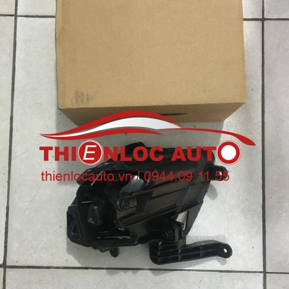 ỐP ĐÈN GẦM PHỤ KIACERATO ĐÈN GẦM KIA CERATO