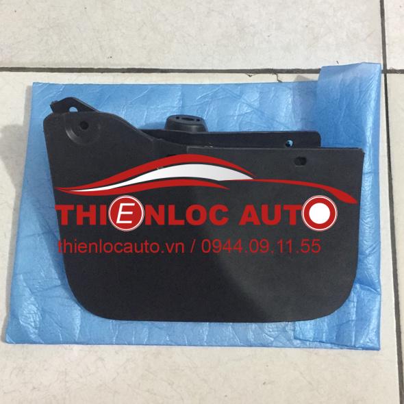 CHẮN BÙN BÁNH FORD RANGER UD2G51841 CHẮN BÙN BÁNH FORD RANGER