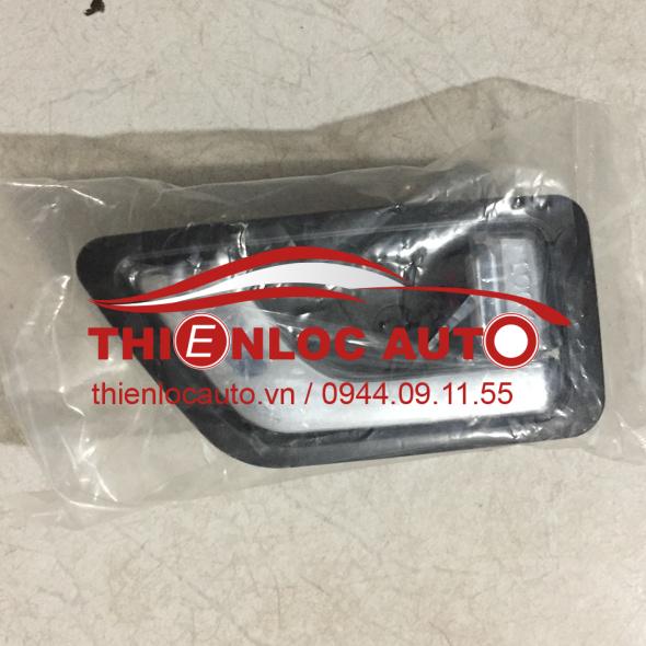 TAY MỞ CỬA TRONG HYUNDAI GETZ TAY MỞ CỬA TRONG HYUNDAI GETZ