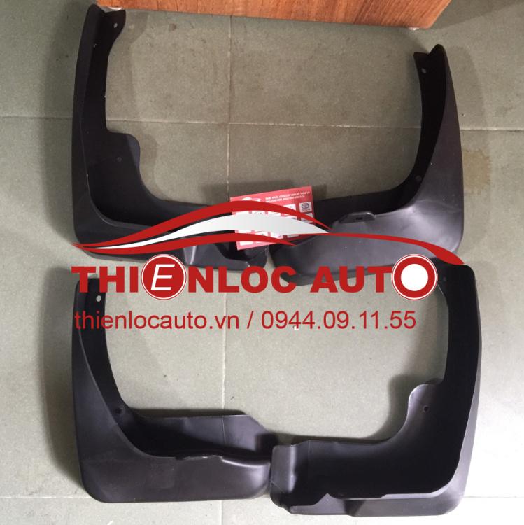 BỘ CHẮN BÙN BÁNH TOYOTA CAMRY BỘ CHẮN BÙN BÁNH TOYOTA CAMRY