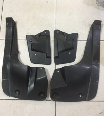 BỘ CHẮN BÙN TOYOTA FORTUNER