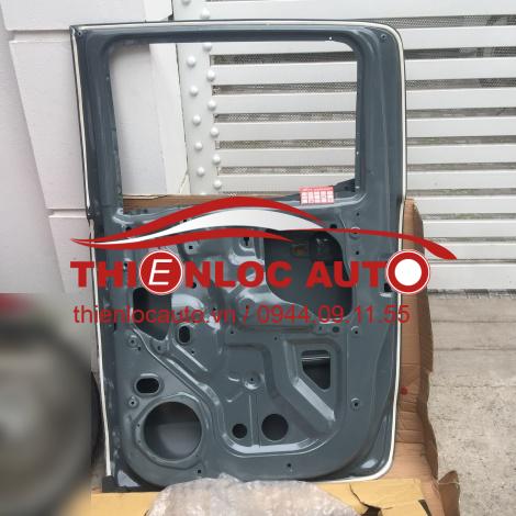 CÁNH CỬA SAU PHẢI FORDRANGER - Copy CÁNH CỬA SAU PHẢI FORD RANGER
