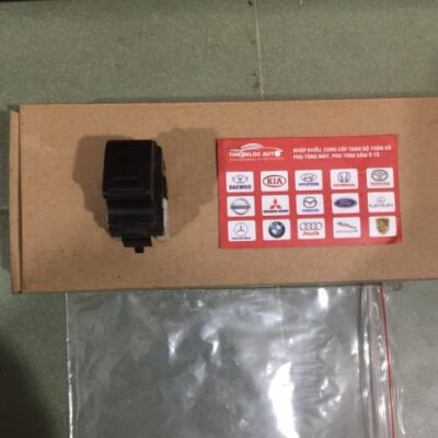 CÔNG TẮC KÍNH ĐƠN TOYOTA LAND CRUISER