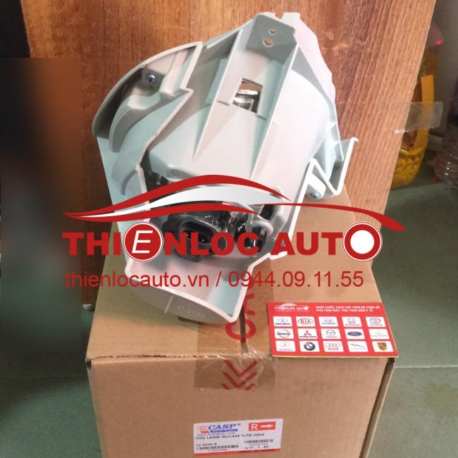 ĐÈN GẦM (CẢN) TRƯỚC PHẢI TOYOTA FORTUNER 812200K050 ĐÈN GẦM PHẢI TOYOTA FORTUNER