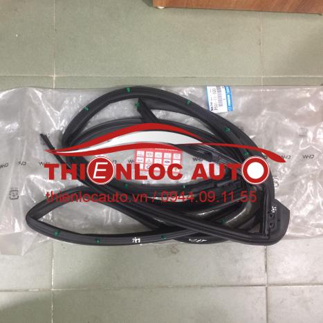 GIOĂNG (RON) CÁNH CỬA MAZDA 3 GIOĂNG CÁNH CỬA MAZDA 3