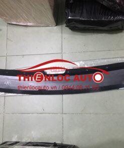 ỐP TRÊN DÀN NÓNG KÉT NƯỚC MAZDA 6