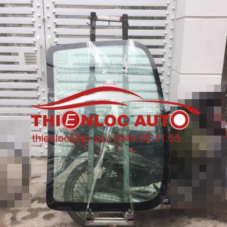 KÍNH CHẮN GIÓ SAU TOYOTA CAMRY KÍNH CHẮN GIÓ SAU TOYOTA CAMRY