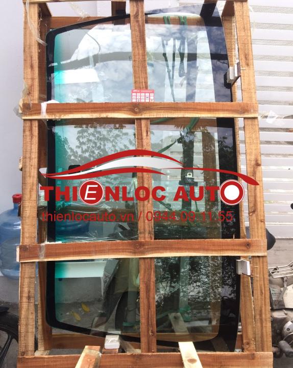 KÍNH CHẮN GIÓ TRƯỚC TOYOTA FORTUNER KÍNH CHẮN GIÓ TRƯỚC TOYOTA FORTUNER