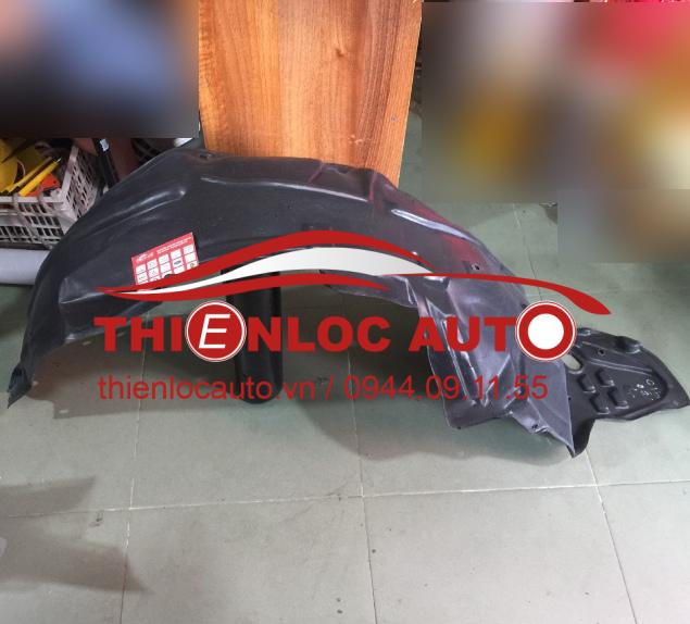 LÒNG DÈ CHẮN BÙN TRƯỚC PHẢI TOYOTA INNOVA LÒNG DÈ CHẮN BÙN TOYOTA INNOVA