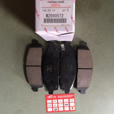 BỐ THẮNG TRƯỚC MITSUBISHI TRITON