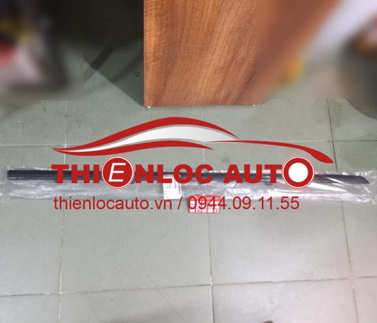 NẸP CHÂN KÍNH NGOÀI DAEWOO MAGNUS 96398742 NẸP CHÂN KÍNH NGOÀI DAEWOO MAGNUS