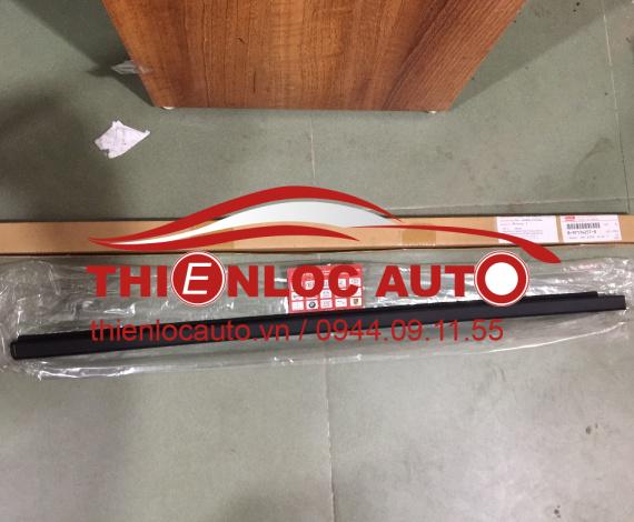 NẸP CHÂN KÍNH TRONG SAU ISUZU HILANDER NẸP CHÂN KÍNH TRONG ISUZU HILANDER