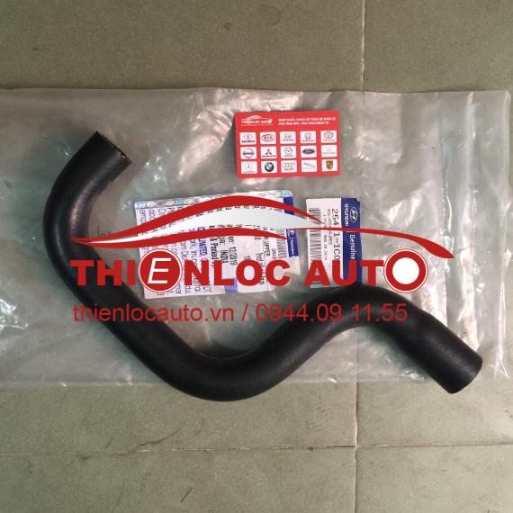 ỐNG DẪN KÉT NƯỚC TRÊN HYUNDAI I10 ỐNG DẪN KÉT NƯỚC TRÊN HYUNDAI I10