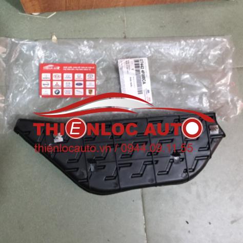 ỐP BẬC LÊN XUỐNG PHỤ HYUNDAI PORTER 87442 4F000CA ỐP BẬC LÊN XUỐNG HYUNDAI PORTER