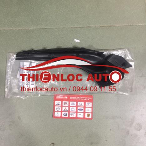 ỐP CHÂN KÍNH CHẮN GIÓ TRÁI NISSSAN SUNNY 66895 1HB0A ỐP KÍNH CHẮN GIÓ TRÁI NISSSAN SUNNY