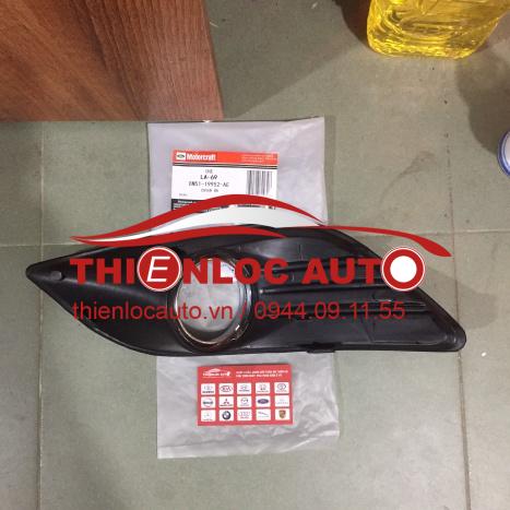 ỐP ĐÈN GẦM PHẢI FORD FOCUS 8M51 19952 AE ỐP ĐÈN GẦM PHẢI FORD FOCUS