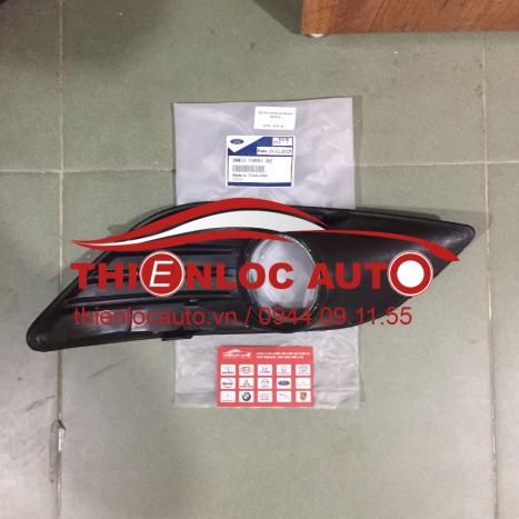 ỐP ĐÈN GẦM TRÁI FORD FOCUS 8M51 19951 AE ỐP ĐÈN GẦM TRÁI FORD FOCUS