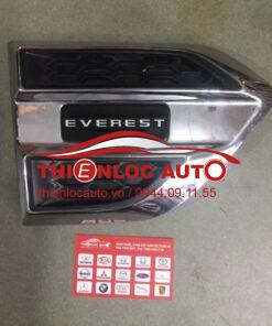 ỐP MANG CÁ PHẢI FORD EVEREST